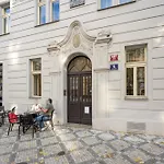 Apartment Days - One Bedroom Newly Renovated With Workspace And Netflix